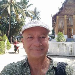 Alain-homesitter Saint-S&eacute;bastien-sur-Loire France