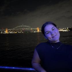 Amira53 Laval France