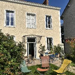 Carojuneja Thomery France