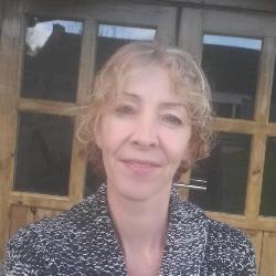 Lena Saint-Yvi France