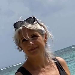 Monika Peyr&eacute;gude France