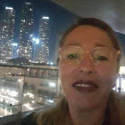 bienveillante Vauvert France